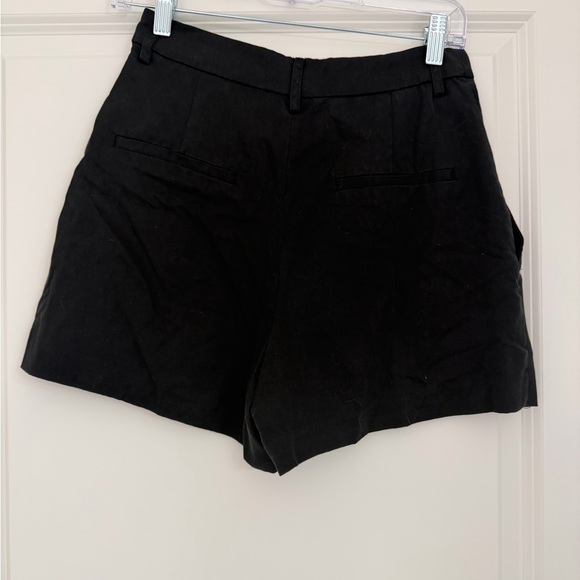 Reformation Mason Short - Picture 5 of 5